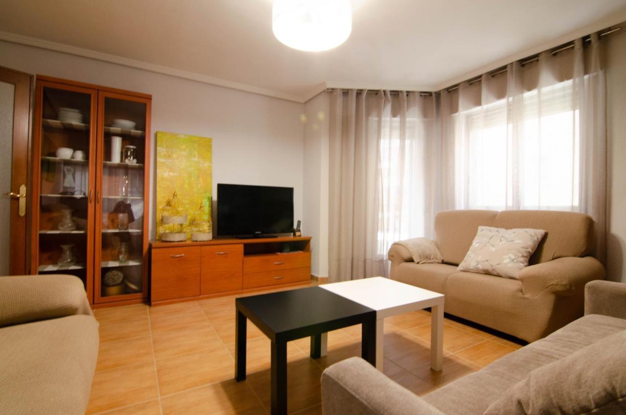 סלאמנקה Vut. Galeria Del Oeste מראה חיצוני תמונה